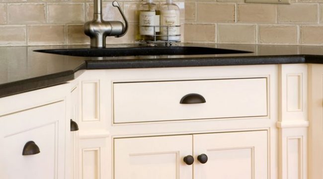 how to paint kitchen cabinets